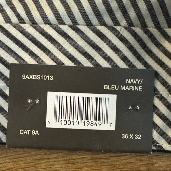 NWT Denver Hayes navy blue pleated front no iron dress pants size 36 x 32 b14 - Picture 4 of 6